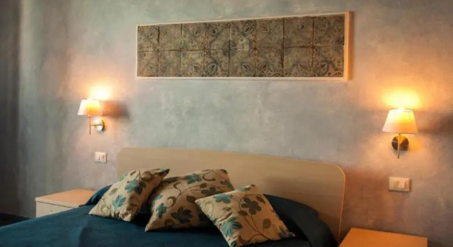 Standard triple chambre avec balcon Blu Tropea Maison