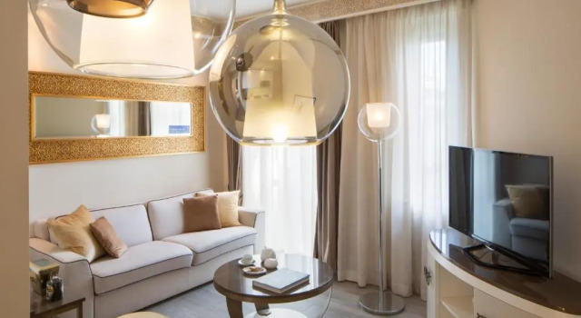 Апартаменты c 1 комнатой с балконом и с видом на город Suite Milano Duomo