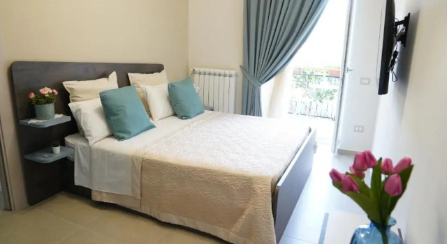 Коттедж Vesuvius Lovely Inn
