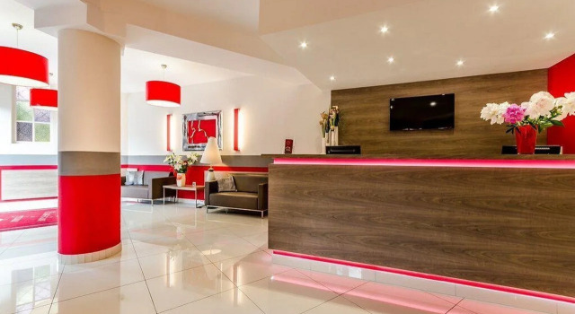 Hotel Saint Louis De France