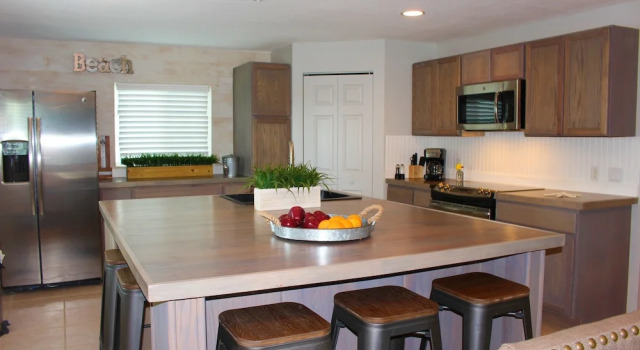 Люкс Grand с балконом и с видом на воду Latitude 26 Waterfront Boutique Resort - Bonita Springs