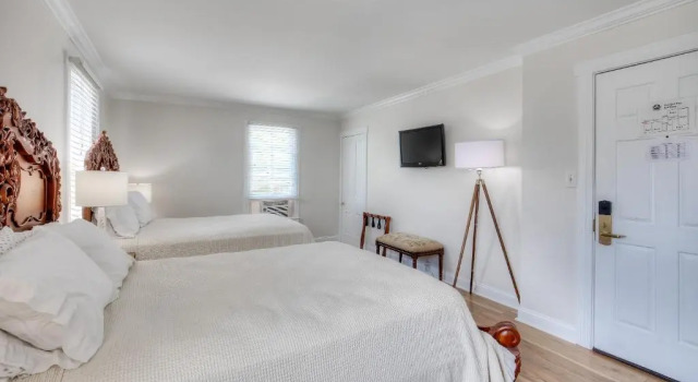 Четырёхместный номер Premier Elaines Cape May Boutique Hotel