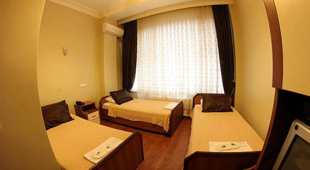 Трёхместный номер Standard paradise hotel