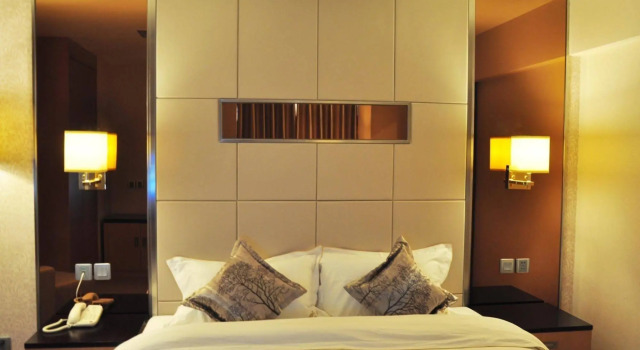深圳华强北华联宾馆, Rezerwuj Hotel Hotele w Shenzhen z parkingiem, Parking