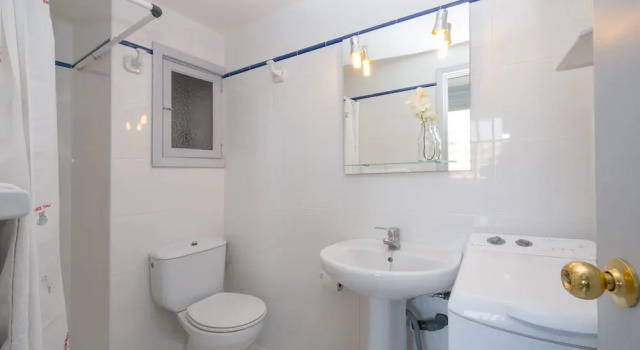 Апартаменты c 1 комнатой с балконом и с видом на море Apartamentos Calablanca