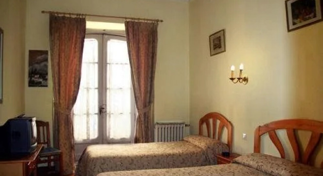 Hostal Los Arces