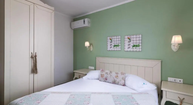 Двухместный номер Deluxe Villa Anthelion