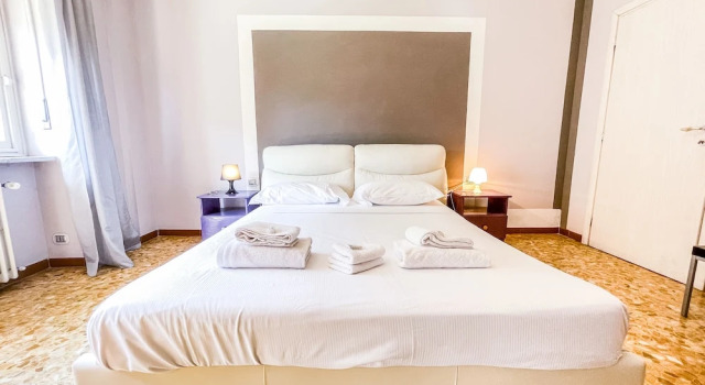 Myhouse Inn Traiano, Book Hotel Mirafiore Torino