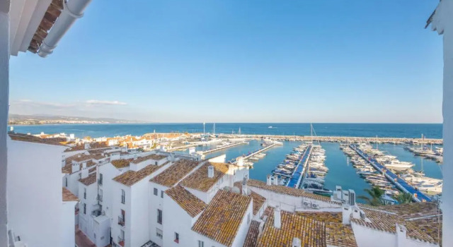 Апартаменты Puerto Banus Penthouse With Panoramic Sea Views