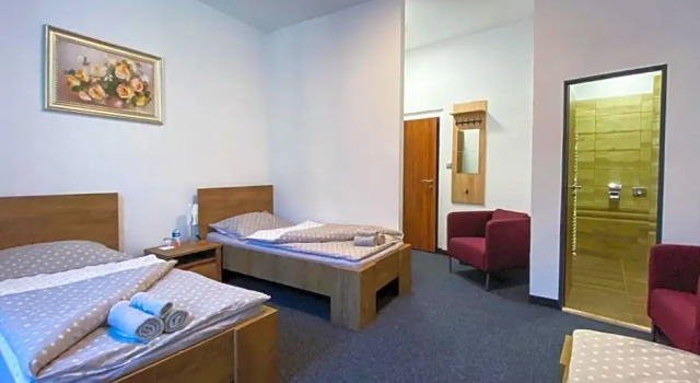 Hotel Sýkora, Prenota Hotel Křivoklát Krivoklatsko