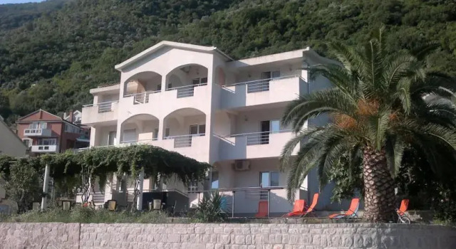 Apartments Stoliv