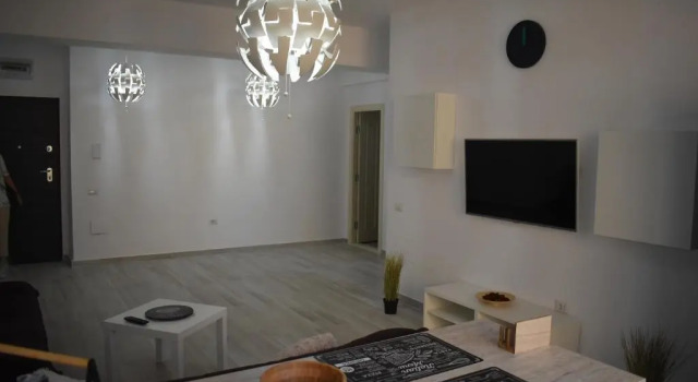 Апартаменты Apartment By The Lake with a View
