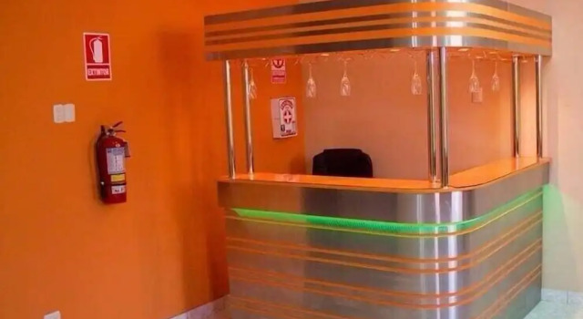 Leyken, Rezervovat Hotel Hotely v Sullana se snídaní, Snídaně