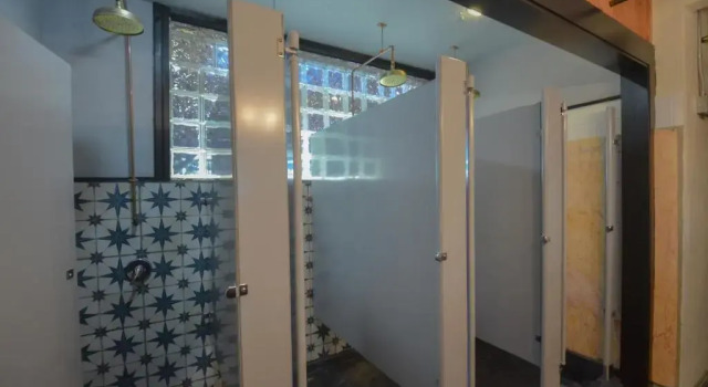 Кровать в общем номере (женский номер) Michie Hostel