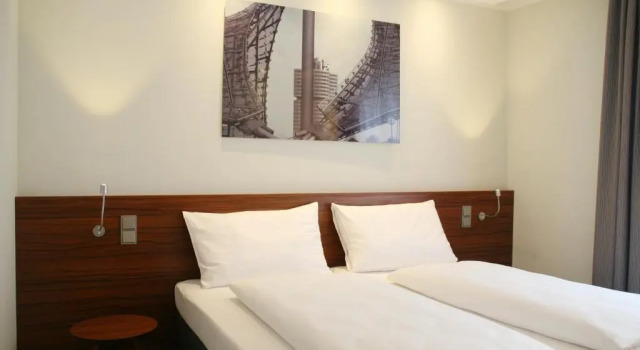 Номер Comfort Augusten Hotel München