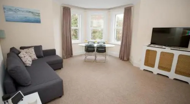Gardens View No3 - Great location in Bournemouth, Забронировать Апартаменты/квартира Борнмут Дорсет, рядом с Железнодорожный вокзал Борнмута