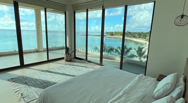 Семейный люкс с балконом Paamul Hotel