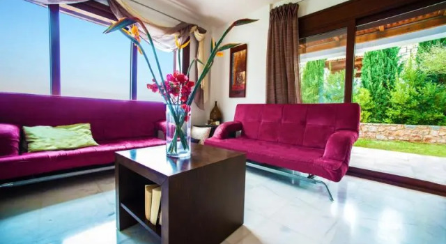 Okeanides Villas