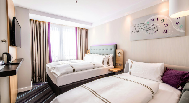 Premier Inn Cologne City Sud Hotel