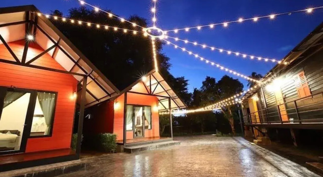 ST Resort