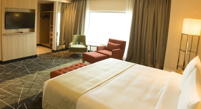 Holiday Inn Chennai OMR IT Expressway by IHG, Забронировать Отель Отели штата Тамилнада 4 звезды, 4*