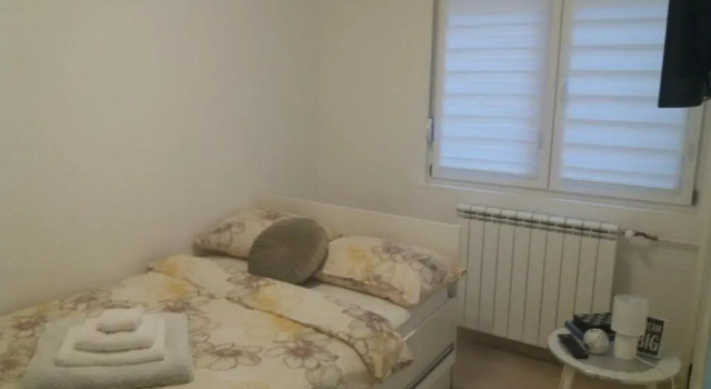 Апартаменты Apartman Akik 2