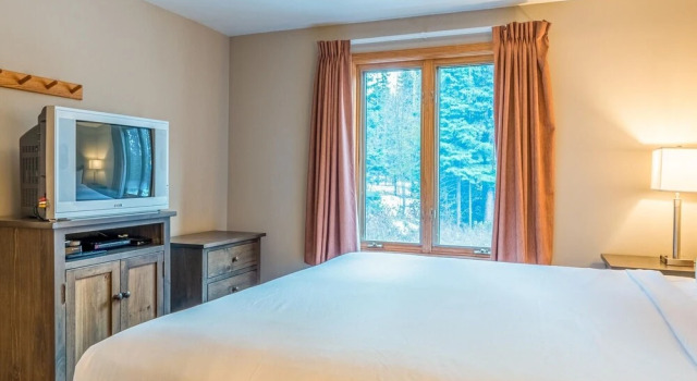 Cahilty #249 2 Bedroom Home, Book Feriehus Sun Peaks Britisk Columbia