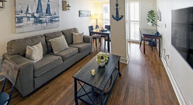 Апартаменты Comfort 1 Bedroom Steps to Marina and CocoWalk