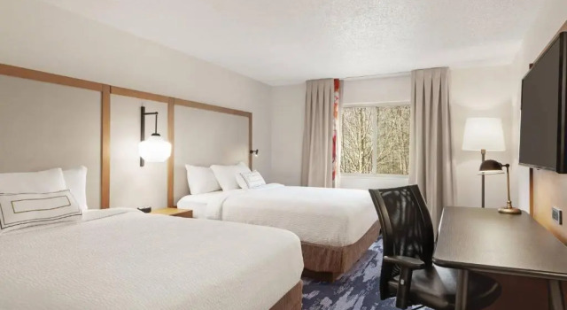 Четырёхместный номер Standard Fairfield Inn by Marriott Warren Niles