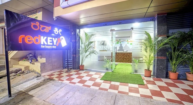 Red Key Airport Transit Hotel Bangalore, Забронировать Отель Недорогие отели штата Карнатаки, недорого
