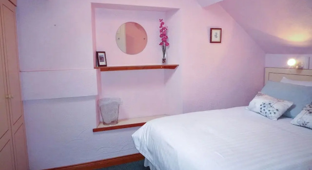 Sheans Holiday Cottage, Book Vacation Home Hotels in Kerry with Parking, Parking
