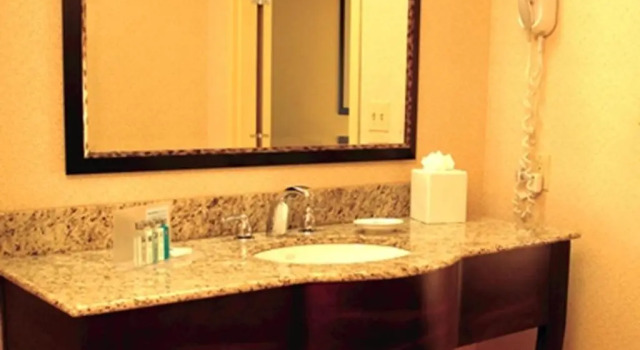 Четырёхместный номер Standard Hampton Inn Rome