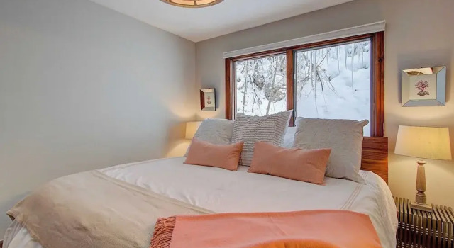 Hillside Overlook by Avantstay Quiet Mountain Getaway w/ Incredible Views!, Забронировать Дом для отпуска Виллы Парк-Сити, рядом с Main Street Bridge, Вилла