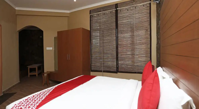 OYO 14631 Madhuban Resort, Rezerwuj Ośrodek wypoczynkowy Hotele w Uttarakhand z basenem, Basen