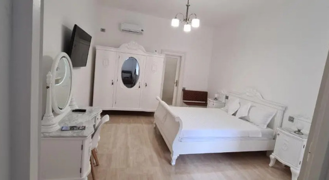 Amedeo Studio, Varaa Huoneisto Oradea 