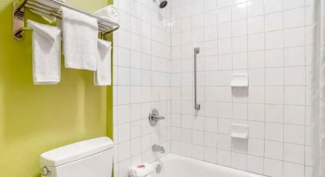Люкс Econo Lodge Moss Point - Pascagoula