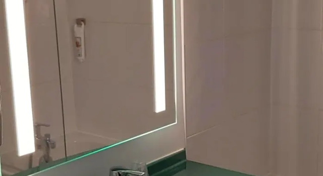 Номер Standard ibis Arles