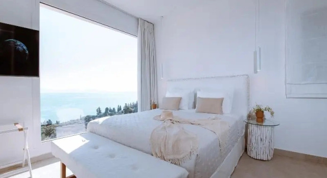 Люкс с балконом Achillion Luxury Corfu Villa & Suites
