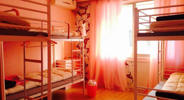 Fangunba Cartoon Theme Hostel