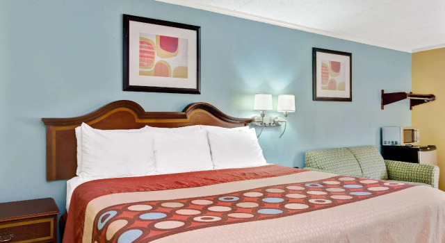 Двухместный номер Standard Super 8 by Wyndham Raleigh Downtown
