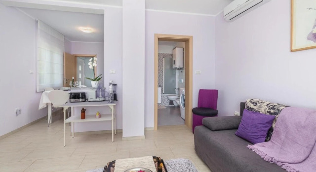 Nice Home in Peruski With Wifi and 2 Bedrooms