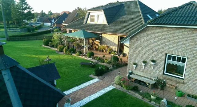 5-Sterne Ferienwohnung-Treeneblick, Забронировать Отель Швабштедт Nordfriesland