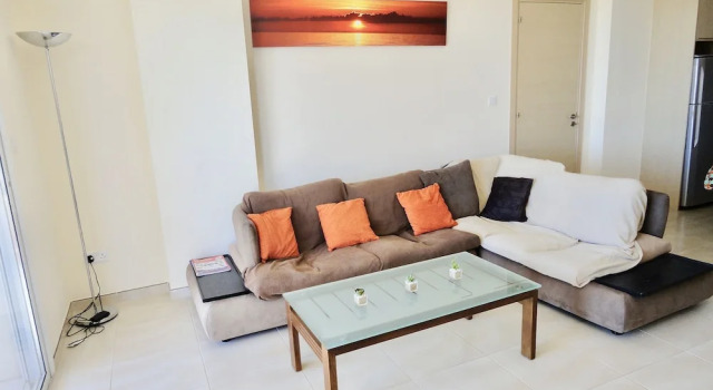 Stunning 2-bed Apartment in Poli Crysochous
