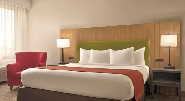 Люкс Country Inn & Suites by Radisson, Eagan, MN
