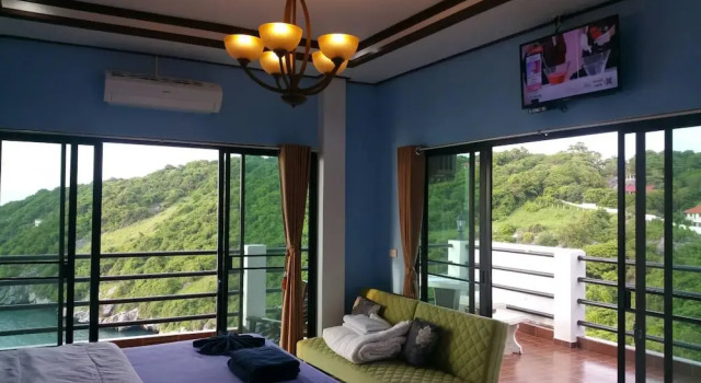 Номер Deluxe с балконом Ocean View Resort - Koh Sichang