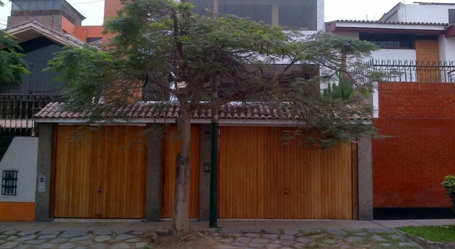 Casa Familia Carrasco, Book Pension Santiago de Surco 