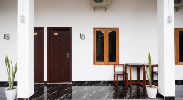 RedDoorz Plus near Alun Alun Kota Blora