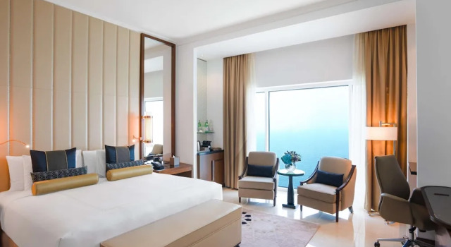 Двухместный номер Deluxe с видом на море Rixos Marina Abu Dhabi
