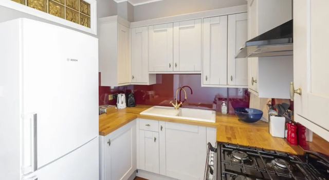 Апартаменты Duke Street City Center Apartment