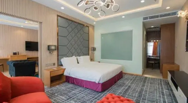 Люкс Presidential Grand InHotel Kota Kinabalu